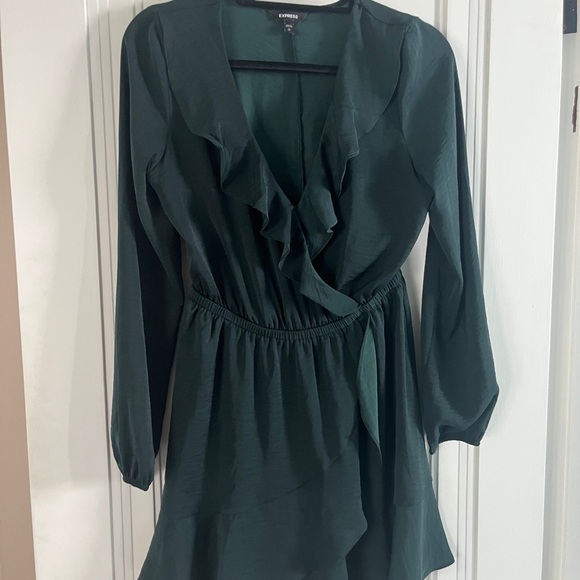 express green ruffle dress express green dress Dress Party Short By Express In Green, Size: Xs